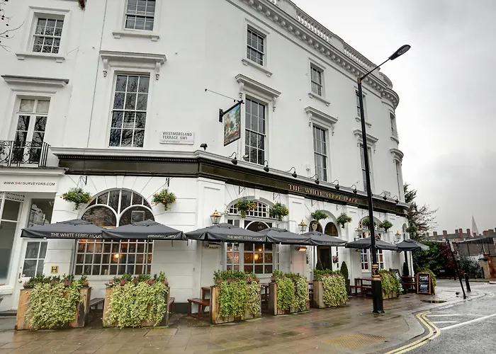 Publove @ The White Ferry, Victoria London